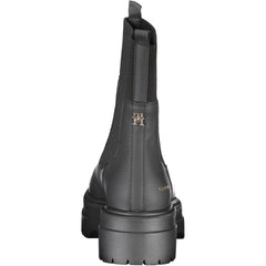 Tommy Hilfiger Bota Elegante com Detalhes Contrastantes