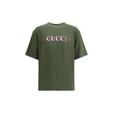 Camiseta com o logotipo da Gucci