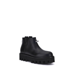 Botas de cano curto Alexander McQueen com plataforma