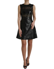 Vestido curto elegante preto com corte em A da Valentino
