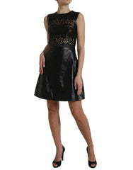 Vestido curto elegante preto com corte em A da Valentino