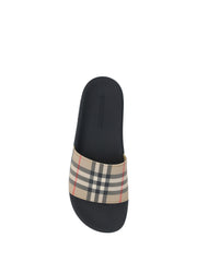 Sandálias de borracha marrom Burberry