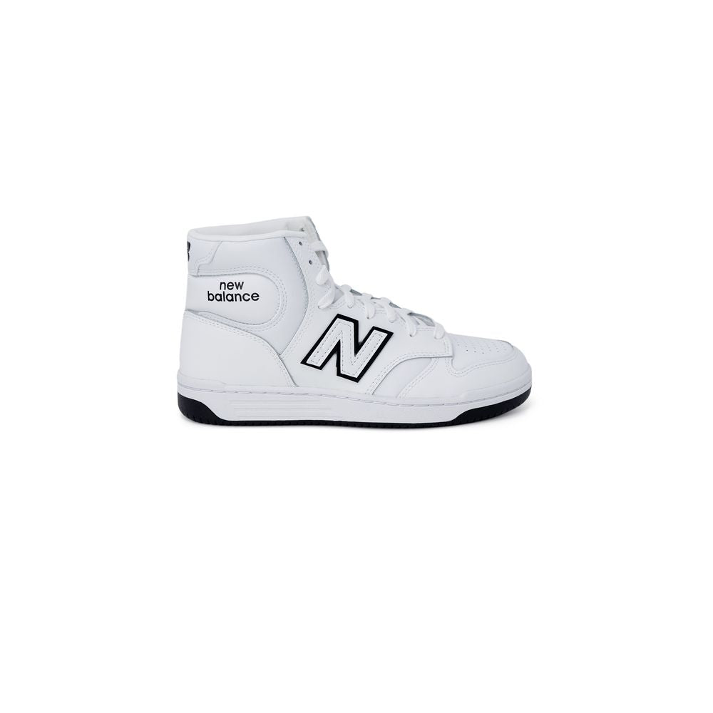 Tênis New Balance de couro preto