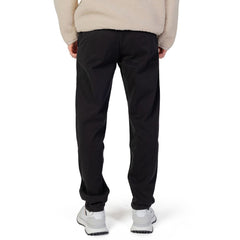 Calça jeans e calça preta de algodão Hugo Boss