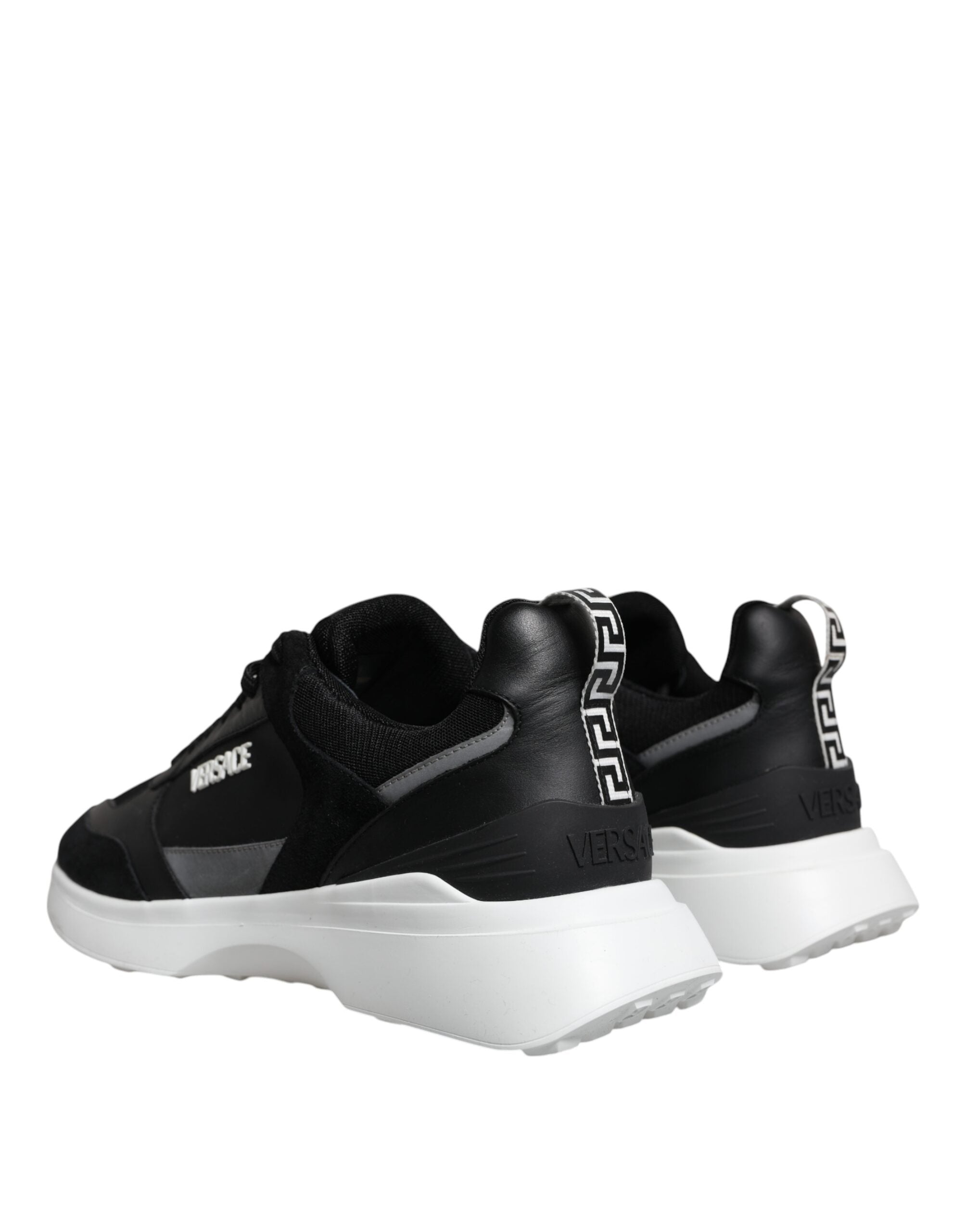 Tênis cano baixo Medusa Versace Canvas Quad em tecido preto