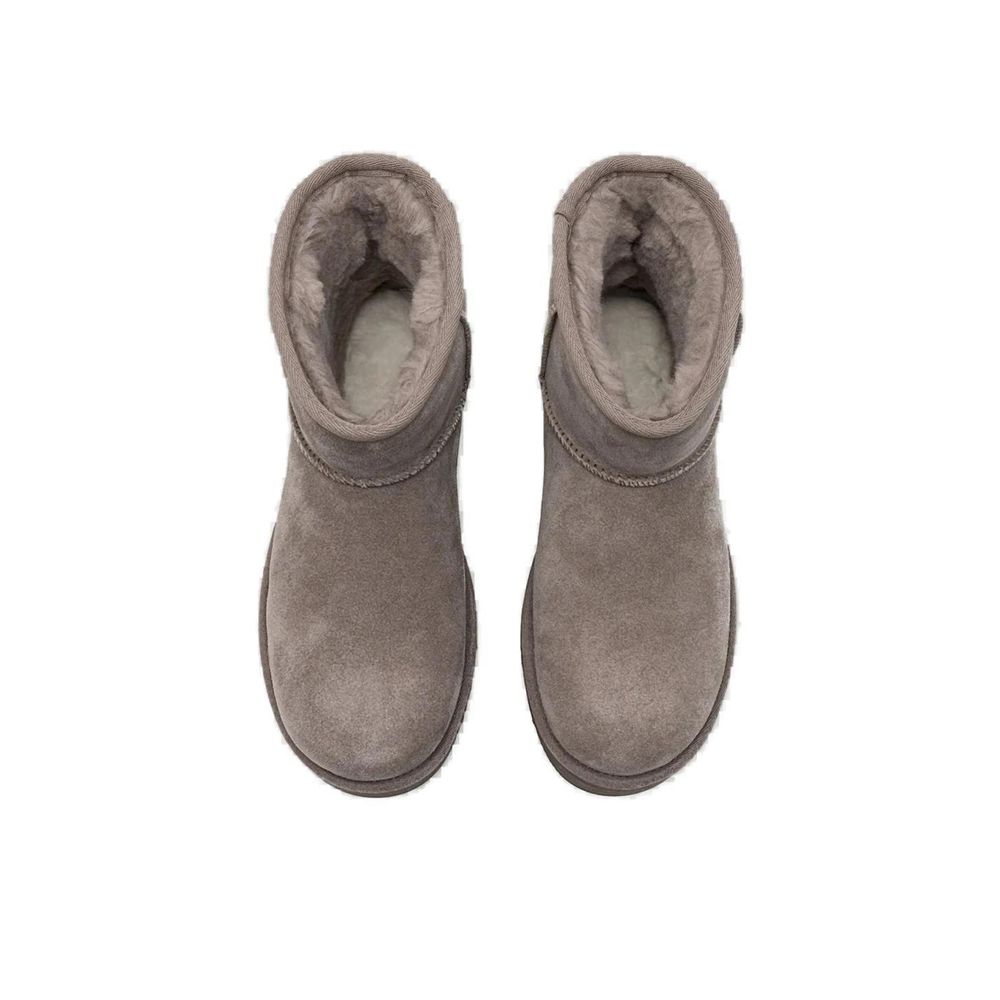 Bota de couro camurça cinza UGG