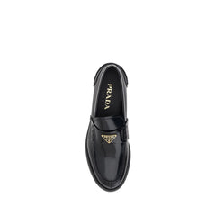 Mocassins com logotipo da Prada