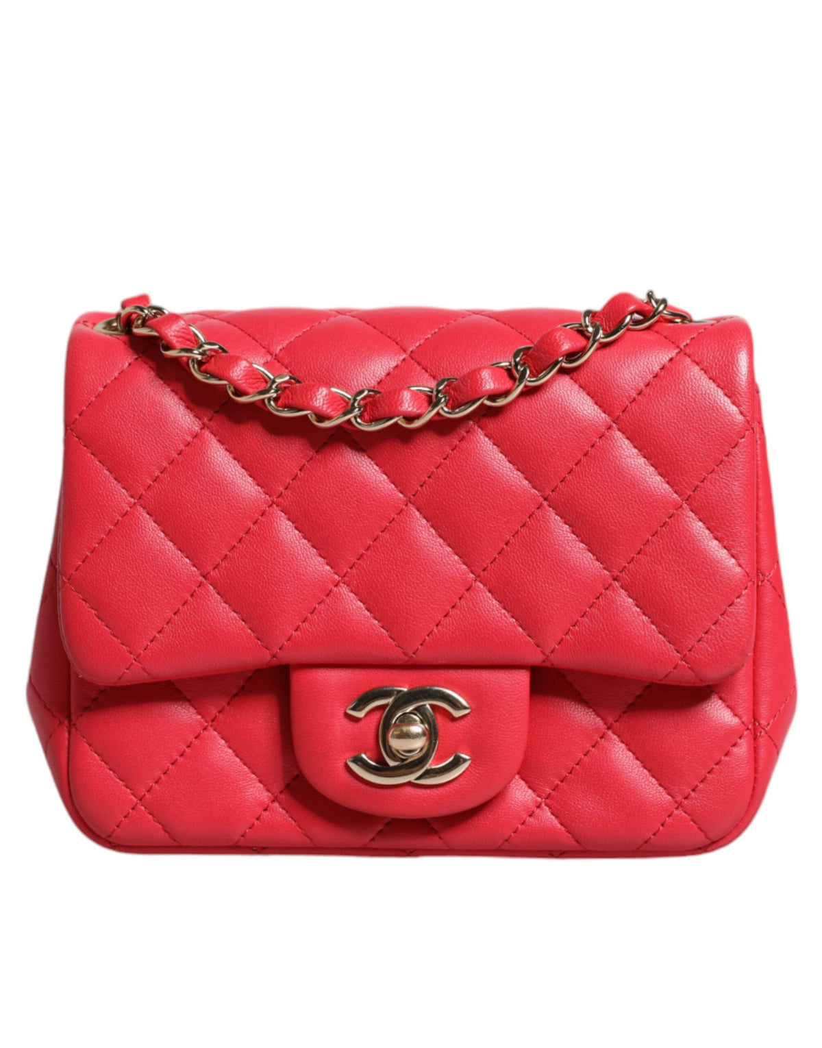 Bolsa Chanel Mini em Pele de Cordeiro com Corrente e Ombro Rosa Matelassê