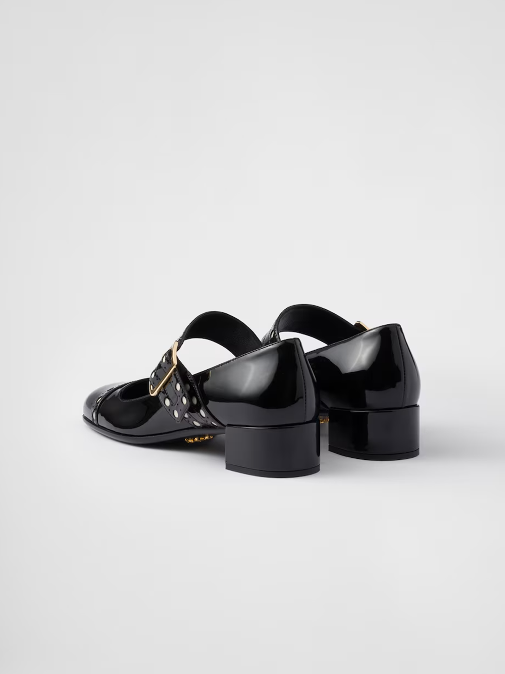 Sapatos Mary Jane Prada em couro envernizado preto