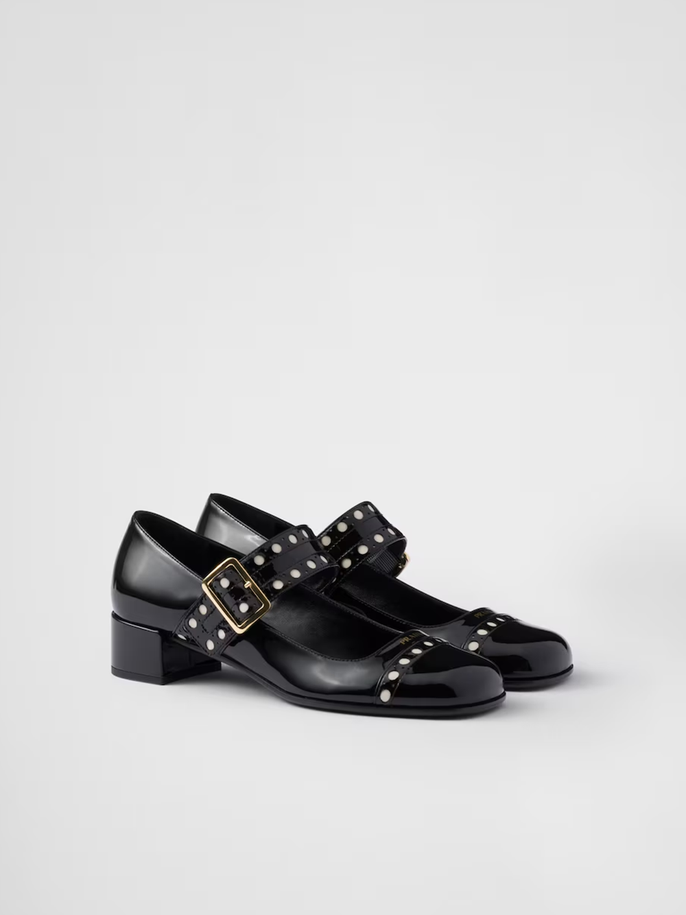 Sapatos Mary Jane Prada em couro envernizado preto