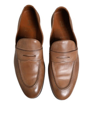 Brunello Cucinelli Sapatos sociais mocassim de couro marrom