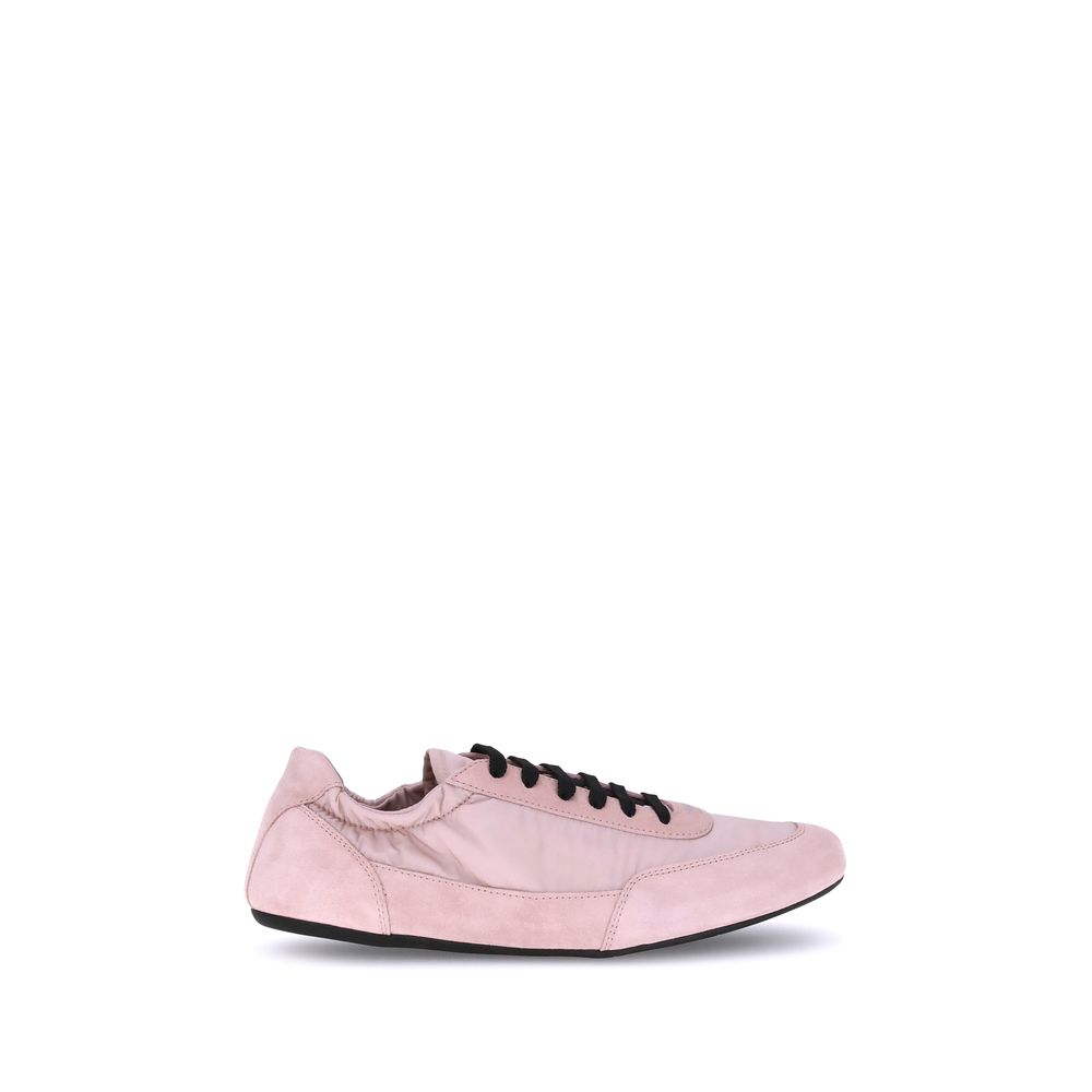 Tênis com logotipo da Prada