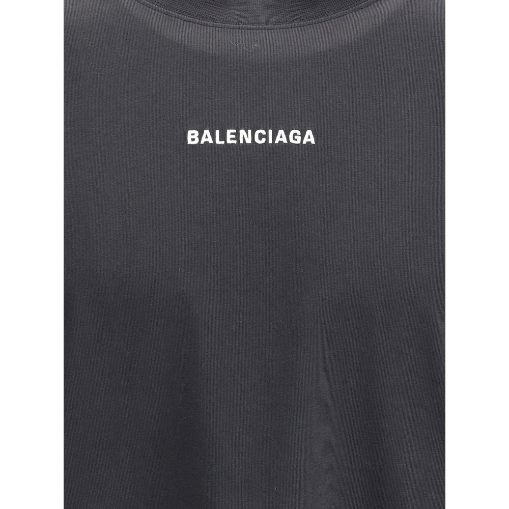 Camiseta Balenciaga com logotipo estampado na frente e nas costas