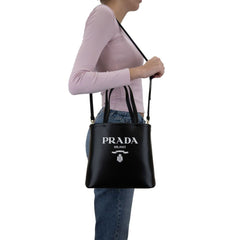 Bolsa tote de couro com logotipo Prada