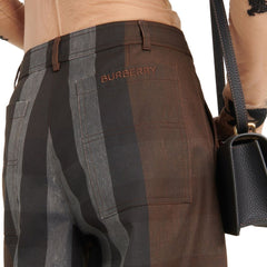 Calça de lona xadrez Burberry com perna larga